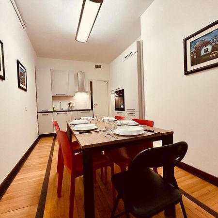 Kibilu - Via Medaglie D'Oro Centro Citta Con Parcheggio Daire Varese Dış mekan fotoğraf