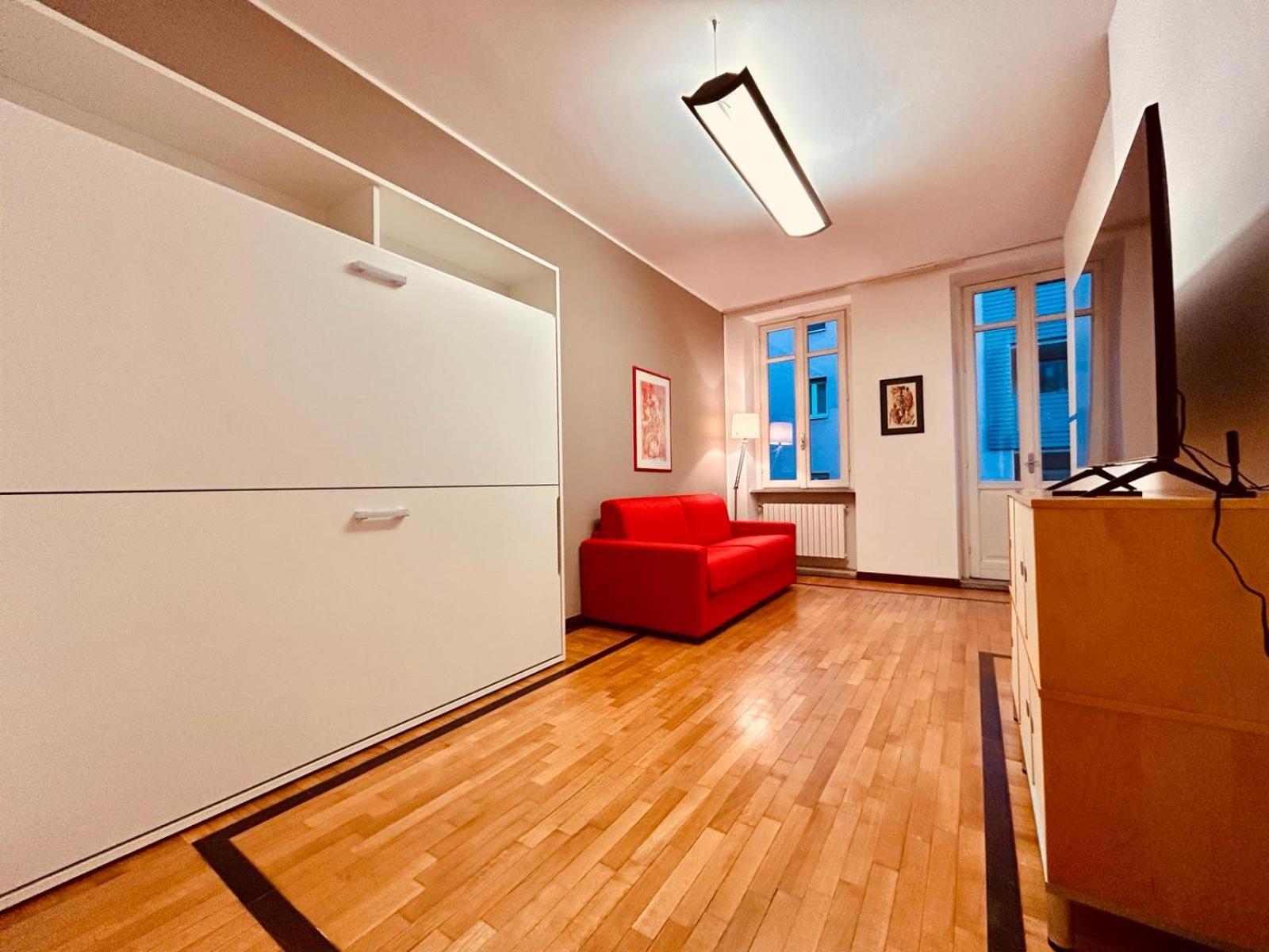 Kibilu - Via Medaglie D'Oro Centro Citta Con Parcheggio Daire Varese Dış mekan fotoğraf