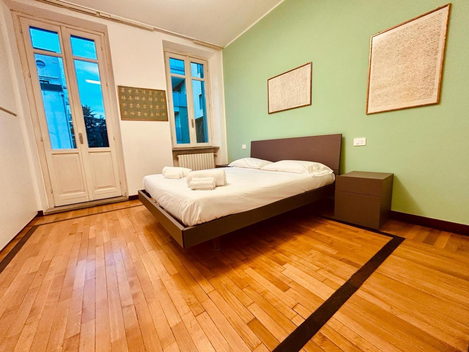 Kibilu - Via Medaglie D'Oro Centro Citta Con Parcheggio Daire Varese Dış mekan fotoğraf